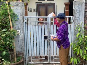 BPBD Tabanan Sebar 5.000 Lebih Masker di Sekitar TPA Mandung