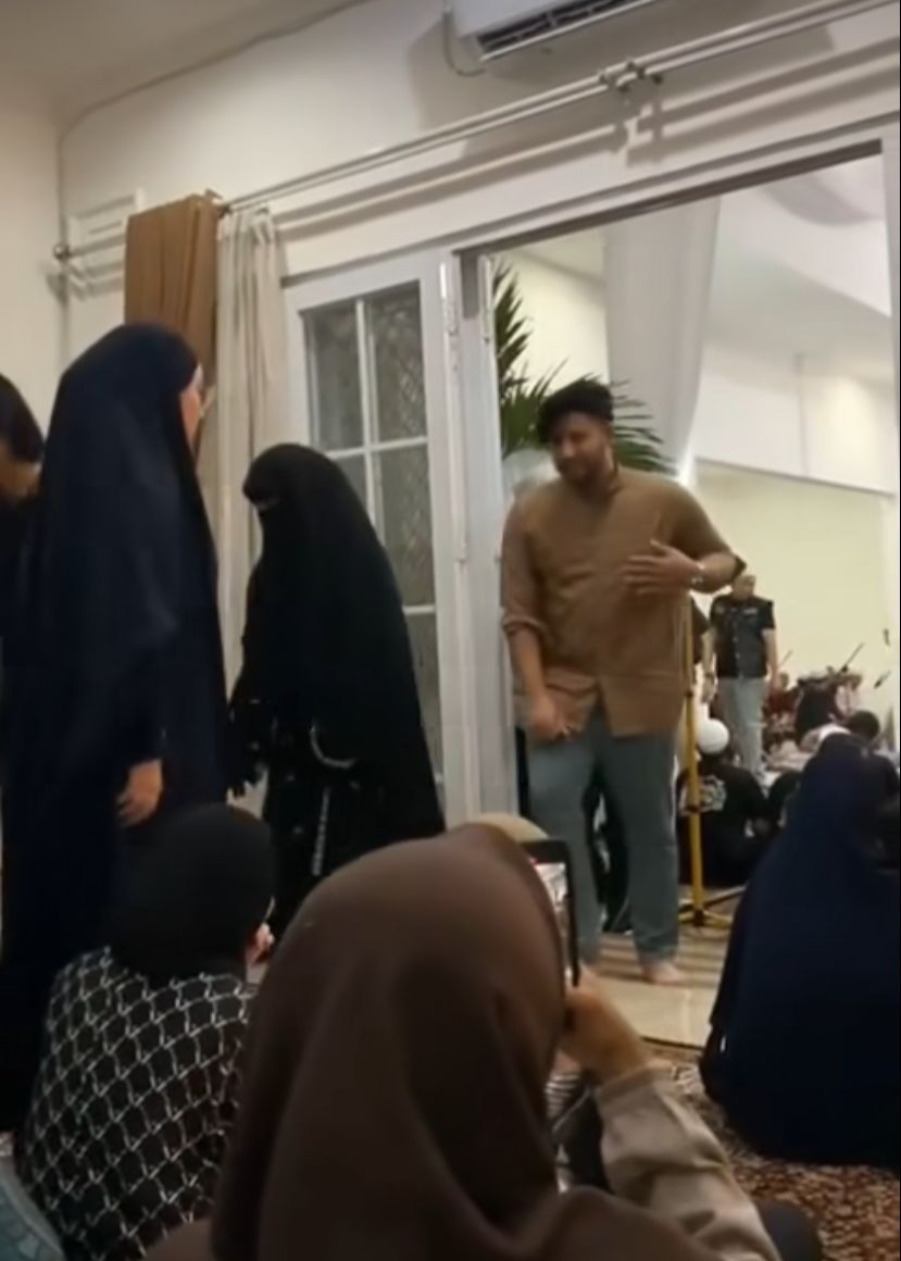 Ammar Zoni dan Irish Bella