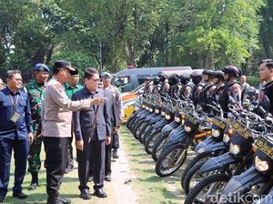 Pesan Kapolres Saat Gelar Pasukan: Apapun Pilihannya, Ayo Jaga Bojonegoro! Pesan Kapolres Saat Gelar Pasukan: Apapun Pilihannya, Ayo Jaga Bojonegoro!