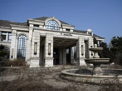 Jangan Biarkan Rumah Kosong Terlalu Lama, Dampaknya Lebih Ngeri dari Angker!