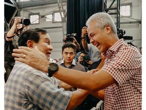 Simulasi Head to Head Indikator: Prabowo-Gibran 53,6% vs Ganjar-Mahfud 33,3%