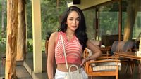 5 Potret Hana Hanifah yang Ditimpa Badai Usai Diselingkuhi Suami