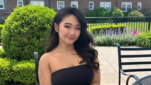 8 Foto Wanita yang Jadi Miliuner di Usia 26 Tapi Tak Diakui Orang Tuanya