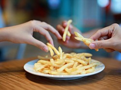 Jika Tak Dimakan Berlebihan, Ini 5 Manfaat sehat Makan Kentang Goreng