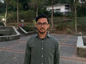 Ketua BEM UPI Dukung Keputusan MK: Momentum Konsolidasi Anak Muda Ketua BEM UPI Dukung Keputusan MK: Momentum Konsolidasi Anak Muda