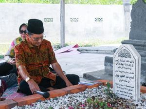 Kunker di Gorontalo, Waka MPR Ziarah ke Makam Pendiri Ponpes Salafiyah