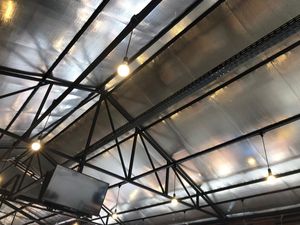 Pasang Aluminium Foil di Atap Bikin Rumah Adem, Ini Manfaat hingga Biayanya