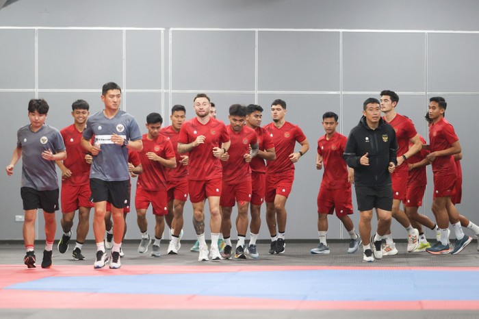 Latihan indoor Timnas Indonesia di Brunei