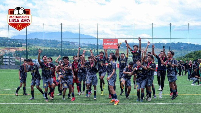 Liga Ayo tingkat pelajar Sekolah Menengah Atas (SMA) segera hadir. Kompetisi sepakbola ini berlangsung di empat kota.