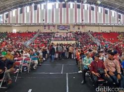Massa Pendukung Kumpul di Semarang, Dorong Gibran Jadi Cawapres Prabowo