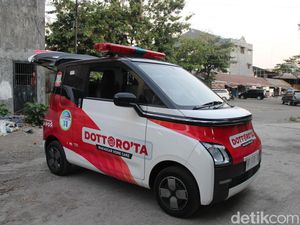 Melihat Mobil Dottorota Makassar yang Layani Kesehatan Warga di Lorong Melihat Mobil Dottorota Makassar yang Layani Kesehatan Warga di Lorong