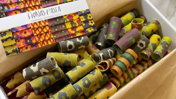 Ibu Asal Amerika Ini Hasilkan Rp153 Juta Sebulan dari Jual Pasta Warna-Warni