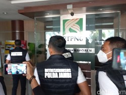 Polda Jambi Geledah Kantor PTPN VI Jambi Usut Dugaan Korupsi Mark Up