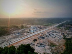 Konstruksi Tol Padang-Sicincin Bakal Dilengkapi Flyover di Atas Rel Kereta