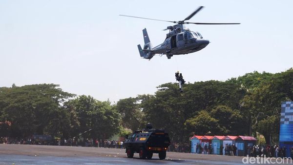 Puluhan Ribu Petugas Gabungan di Jatim  Gelar Sispamkota