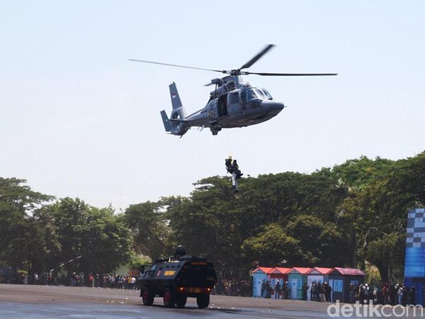 Puluhan Ribu Petugas Gabungan di Jatim  Gelar Sispamkota
