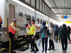 5 KA yang Lintasi Blitar Dialihkan Imbas Kereta Anjlok di Kulon Progo