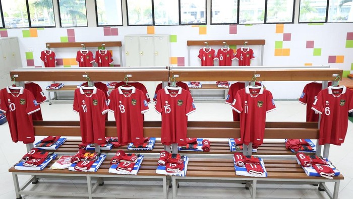Suasana ruang ganti Timnas Indonesia di markas Brunei Darussalam.