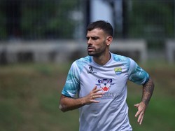 Persib Bakal Pakai Lagi Jasa Tyronne del Pino