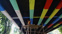Warna-warni Kolong Jalan Layang Tebet