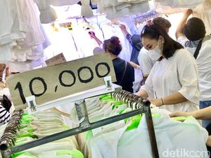 Purbaya Bidik Bisnis Pakaian Bekas di Pasar Senen