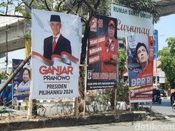 Pemasangan Baliho Caleg-Capres Langgar Aturan Bikin Makassar Kian Semrawut