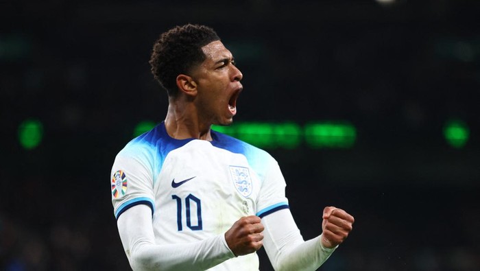 Soccer Football - Euro 2024 Qualifier - Group C - England v Italy - Wembley Stadium, London, Britain - October 17, 2023 Englands Jude Bellingham celebrates after Marcus Rashford scores their second goal REUTERS/Carl Recine