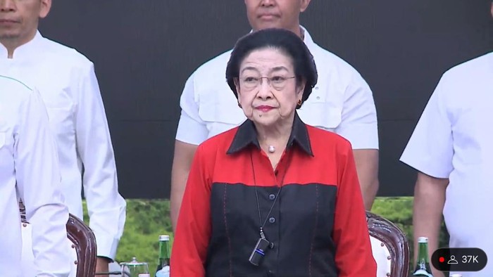 Ketua Umum (Ketum) PDIP Megawati Soekarnoputri jelang pengumuman cawapres Ganjar Pranowo. (Youtube PDI Perjuangan)