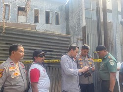 Evakuasi Korban Tewas Ledakan Diduga Bom di Jaksel Tunggu Gegana