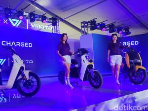 Dihadiri Jorge Lorenzo, 3 Varian Baru Motor Listrik Charged Meluncur di RI Dihadiri Jorge Lorenzo, 3 Varian Baru Motor Listrik Charged Meluncur di RI