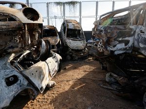 Penampakan Kuburan Mobil Korban Perang di Sderot Israel