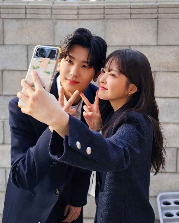 Potret Park Hyung Sik dan Park Bo Young