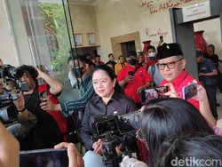 Puan: Tolong Tanya Pak Jokowi, Masih Dukung Ganjar atau Punya Pilihan Lain?