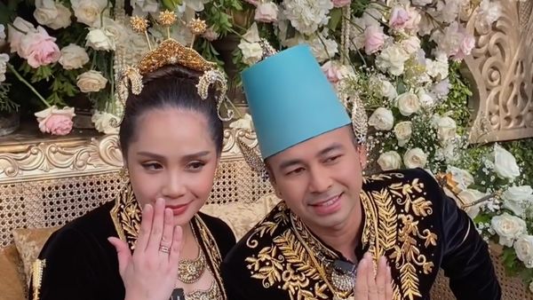 8 Foto Raffi-Nagita Anniversary Pernikahan ke-9, Nikah Lagi Pakai Adat Jawa