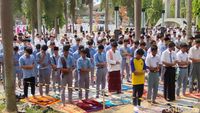 Momen Warga Ciamis Salat Istisqa Meminta Hujan