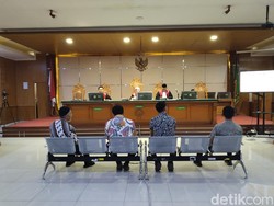 Terlilit Kasus Suap, Dadang-Rijal Dipecat Tidak Hormat!