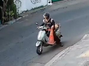 Kebangetan! Traffic Cone di Pasuruan Raib Dicuri