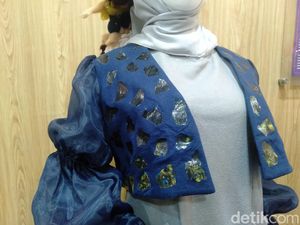 Tangan Kreatif Mahasiswa Polimedia Ubah Limbah Plastik Jadi Busana Cantik Tangan Kreatif Mahasiswa Polimedia Ubah Limbah Plastik Jadi Busana Cantik