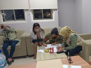 3 Perempuan Open BO di Kota Malang Bermodus Pijat Plus Terciduk Satpol PP