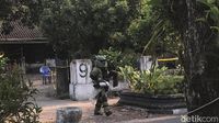 Potret Detik-detik Gegana Datangi Rumah di Jalan Patangpuluhan Jogja