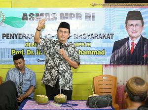 Waka MPR Minta Pemda Luangkan Waktu Dengarkan Semua Keluhan Rakyat Waka MPR Minta Pemda Luangkan Waktu Dengarkan Semua Keluhan Rakyat