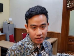 Pendukung di Indramayu Sambut Putusan MK, Doakan Gibran Jadi Cawapres Pendukung di Indramayu Sambut Putusan MK, Doakan Gibran Jadi Cawapres
