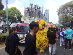 Barongsai dan Tanjidor Ramaikan Pendaftaran Anies-Cak Imin di KPU