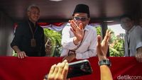 Siap Daftar Pilpres, Ganjar-Mahfud Sapa Pendukung