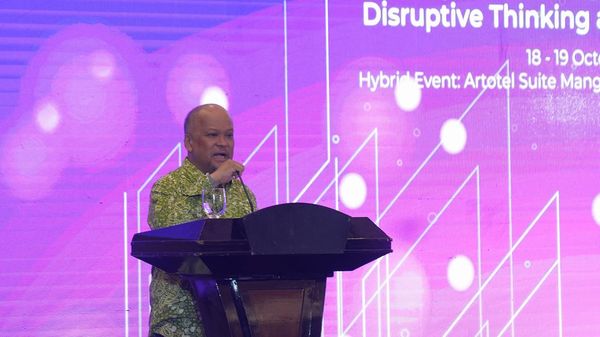 Ilham Habibie Hadiri ITC Leadership Summit 2023