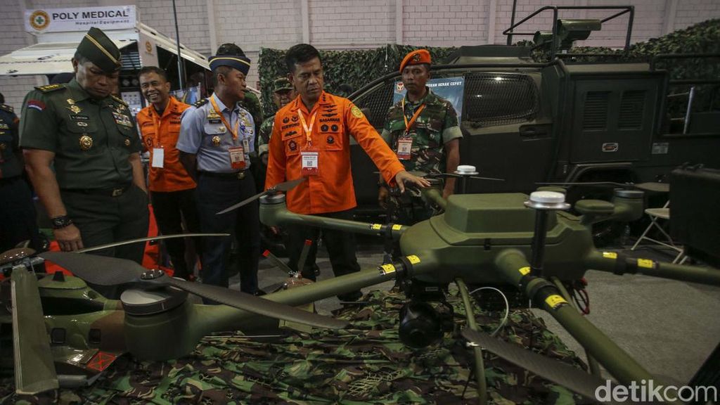 Kabasarnas Buka Pameran EDRR Indonesia 2023 Kabasarnas Buka Pameran EDRR Indonesia 2023