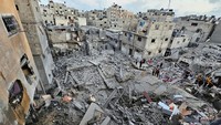 Konflik Israel vs Palestina terus memanas. Korban jiwa berjatuhan di dua pihak, namun paling banyak di Palestina dengan ratusan anak-anak yang meninggal dunia setelah rumah sakit RS Baptis Al-Ahli di jalur Gaza dirudal oleh Israel (Reuters)