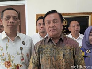 Kompolnas Beber Fakta Baru soal Siswi SD Gresik yang Lapor Matanya Dicolok Kompolnas Beber Fakta Baru soal Siswi SD Gresik yang Lapor Matanya Dicolok