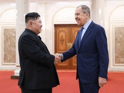 Temui Kim Jong Un, Menlu Rusia Apresiasi Dukungan Korut di Perang Ukraina