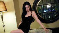 7 Gaya Ningning aespa di Versace Icons Dinner, Kelewat Cantik Bikin Terpana